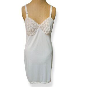 VTG Lorraine White Slip Dress Lace Bodice Adjustable Straps Nylon Sz 34 Romantic